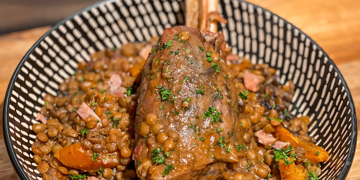 Wild Goat Shank with lentils and wild pork bacon